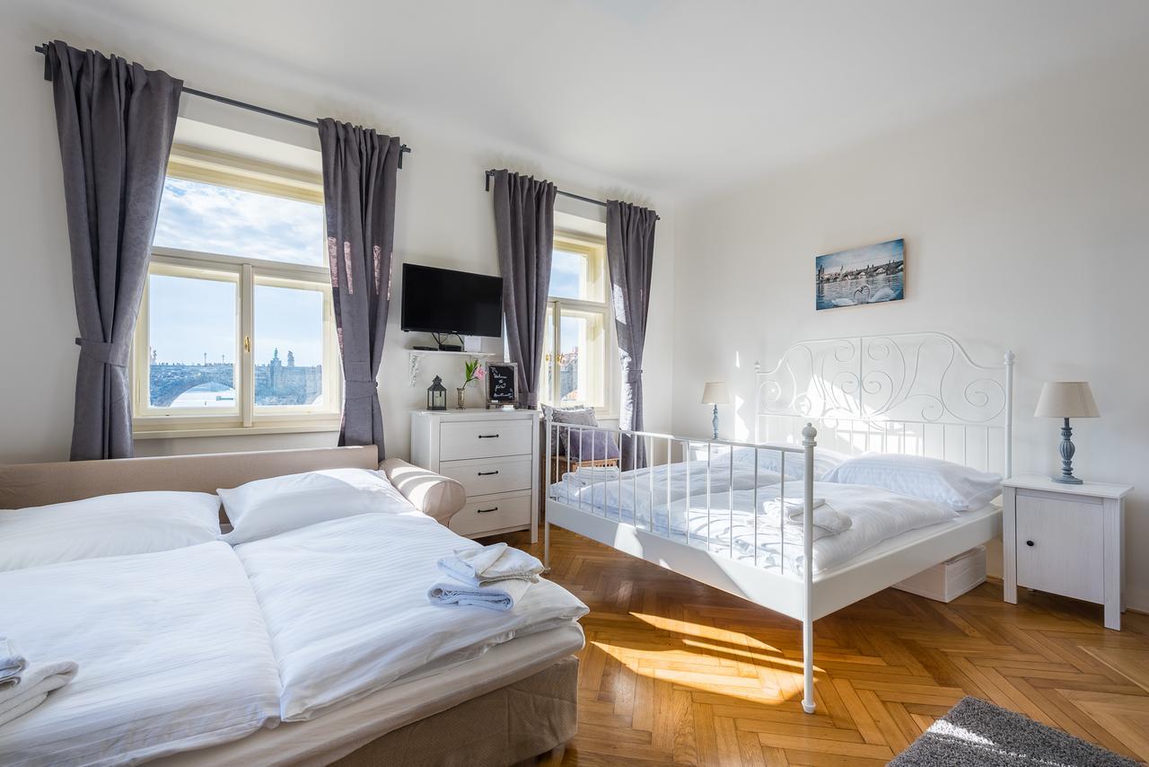 Apartamento Kafka With Bridge View